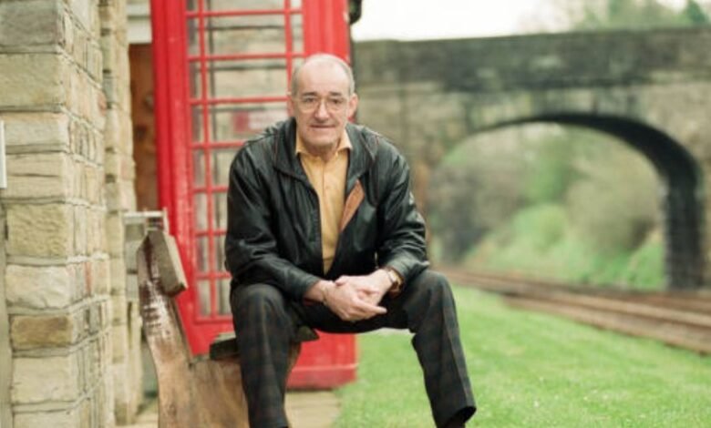 Jim Bowen